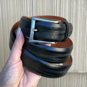 Trafalgar Men's Black Embossed Herringbone Leather Dress Belt Size 40